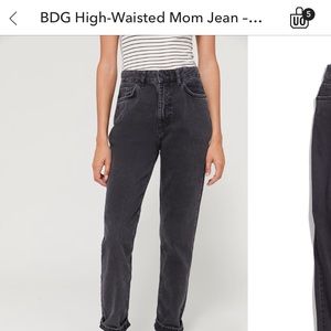 BDG High Waisted Mom Jean Black